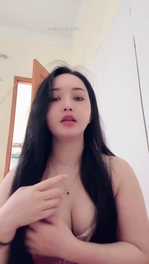 Miệng dưới đến tháng, còn mỗi cái miệng trên hoạt động – bướm non